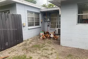 1111 N Vineyard St, Lehigh Acres, FL 33936 - Photo 19