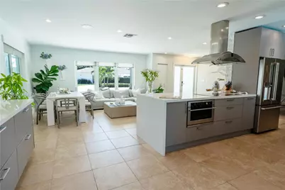 2711 NE 57th Ct, Fort Lauderdale, FL 33308 - Photo 7