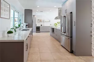 2711 NE 57th Ct, Fort Lauderdale, FL 33308 - Photo 13