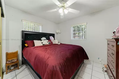 3035 NW 83 St, Miami, FL 33147 - Photo 9