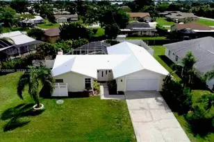 2515 SE Petit Ln, Port Saint Lucie, FL 34952 - Photo 1