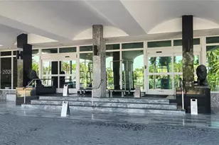 5401 Collins Ave, Miami Beach, FL 33140 - Photo 3