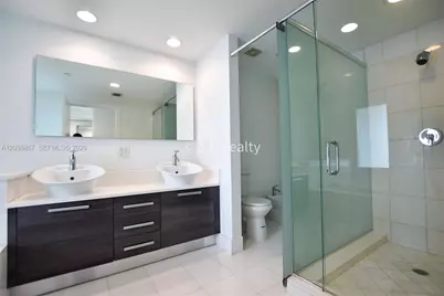 2950 NE 188th St #336, Aventura, FL 33180 - Photo 15