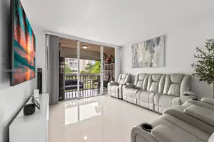 7021 Environ Blvd, Lauderhill, FL 33319 - Photo 9