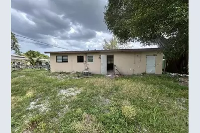 1001 NW 13th Ct, Fort Lauderdale, FL 33311 - Photo 3