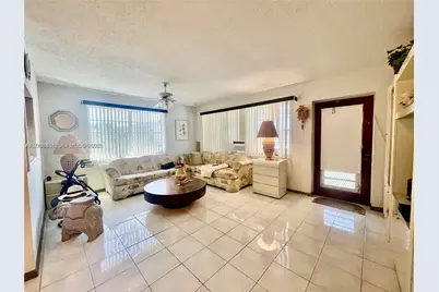 337 Durham J #337, Deerfield Beach, FL 33442 - Photo 3