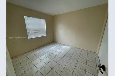 426 NE 210th Cir Ter #103-2, Miami, FL 33179 - Photo 27
