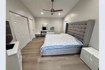 1480 Sweetbay Way, Hollywood, FL 33019 - Photo 9