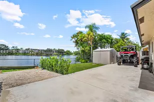 11010 SW 13th St, Pembroke Pines, FL 33025 - Photo 23