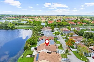 11010 SW 13th St, Pembroke Pines, FL 33025 - Photo 27
