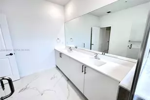 15925 SW Sw 2 Pl, Pembroke Pines, FL 33027 - Photo 11