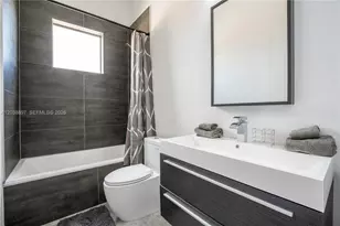 3461 SW 25th St, Miami, FL 33133 - Photo 17