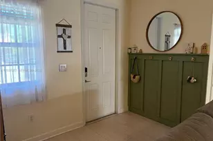 370 NE 37th Pl, Homestead, FL 33033 - Photo 3