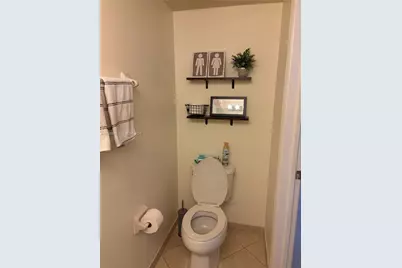370 NE 37th Pl, Homestead, FL 33033 - Photo 7