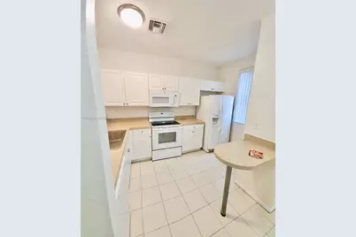 17341 NW 7th Ave #605, Miami Gardens, FL 33169 - Photo 3