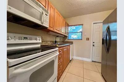1150 99th St #6, Bay Harbor Islands, FL 33154 - Photo 7
