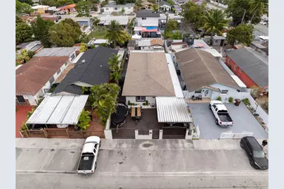 875 E 29th St #1, Hialeah, FL 33013 - Photo 29