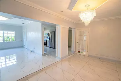 16990 NE 5th Ct #1, North Miami Beach, FL 33162 - Photo 3