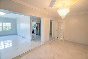 16990 NE 5th Ct, North Miami Beach, FL 33162 - Photo 3