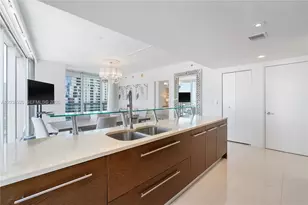 475 Brickell Ave, Miami, FL 33131 - Photo 25