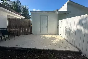 655 NW 2nd St, Florida City, FL 33034 - Photo 13