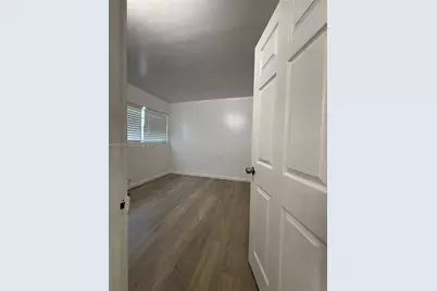 10 NW 77th St #2, Miami, FL 33150 - Photo 7