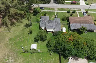 27 NW 18th St, Homestead, FL 33030 - Photo 9