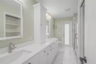 8021 SW 162nd St, Palmetto Bay, FL 33157 - Photo 21