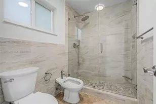 8021 SW 162nd St, Palmetto Bay, FL 33157 - Photo 15