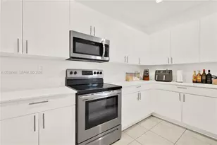 11815 SW 247th Ter, Homestead, FL 33032 - Photo 15