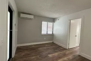 529 SW 4th St, Miami, FL 33130 - Photo 5