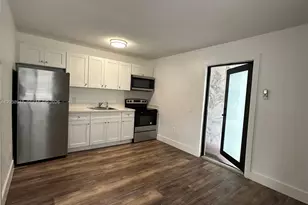 529 SW 4th St, Miami, FL 33130 - Photo 7