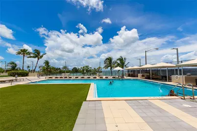 600 NE 36th St #1017, Miami, FL 33137 - Photo 21
