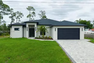 814 Calyton Ave, Lehigh Acres, FL 33972 - Photo 5