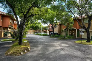 35 SE 3rd Ave, Hallandale Beach, FL 33009 - Photo 23