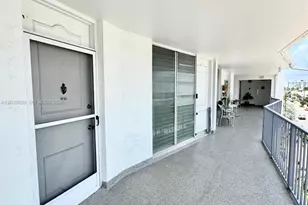 1100 Alton Rd, Miami Beach, FL 33139 - Photo 9