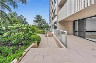 2 Grove Isle Dr, Miami, FL 33133 - Photo 31