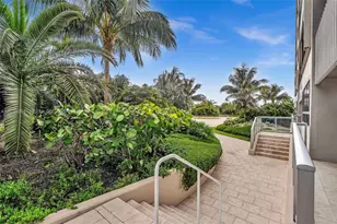 2 Grove Isle Dr, Miami, FL 33133 - Photo 35