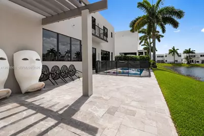 10261 NW 74th Ter, Doral, FL 33178 - Photo 21