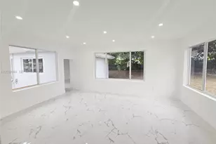 2530 NW 111th St, Miami, FL 33167 - Photo 13