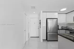 6545 Indian Creek Dr, Miami Beach, FL 33141 - Photo 5