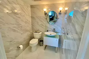 16699 Collins Ave, Sunny Isles Beach, FL 33160 - Photo 27