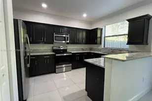 11725 SW 150th Pl, Miami, FL 33196 - Photo 11