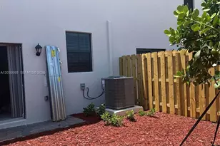 1340 NE 3rd Ave, Florida City, FL 33034 - Photo 25