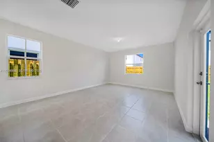 2373 NW 130th St, Miami, FL 33167 - Photo 9