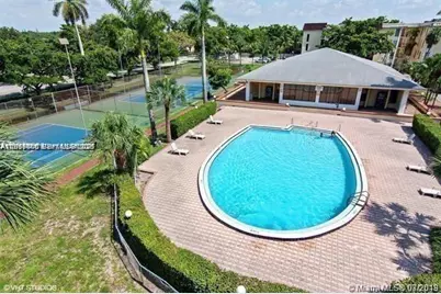11905 NE 2nd Ave #C411, North Miami, FL 33161 - Photo 3