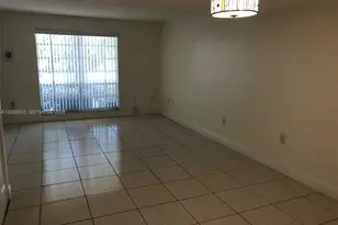 10808 N Kendall Dr, Miami, FL 33176 - Photo 5