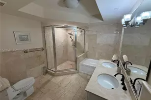 17555 Atlantic Blvd, Sunny Isles Beach, FL 33160 - Photo 13