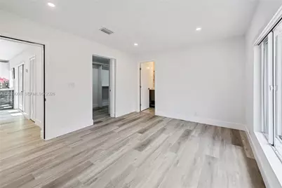 2721 SW 29th Ct, Miami, FL 33133 - Photo 9