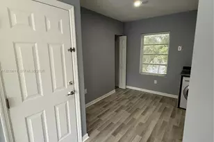 426 NE 77th Street Rd, Miami, FL 33138 - Photo 7